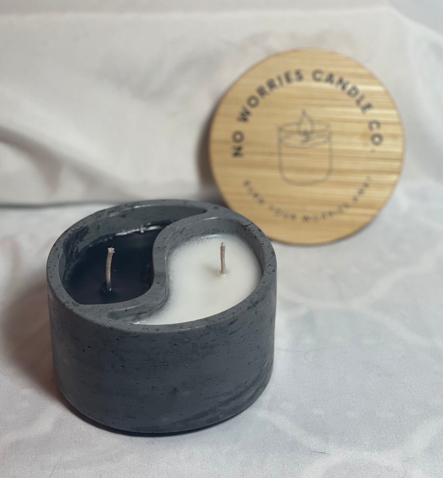Hardscape Candle-5 oz. Black Sea/White Musk - No Worries Candle Co.