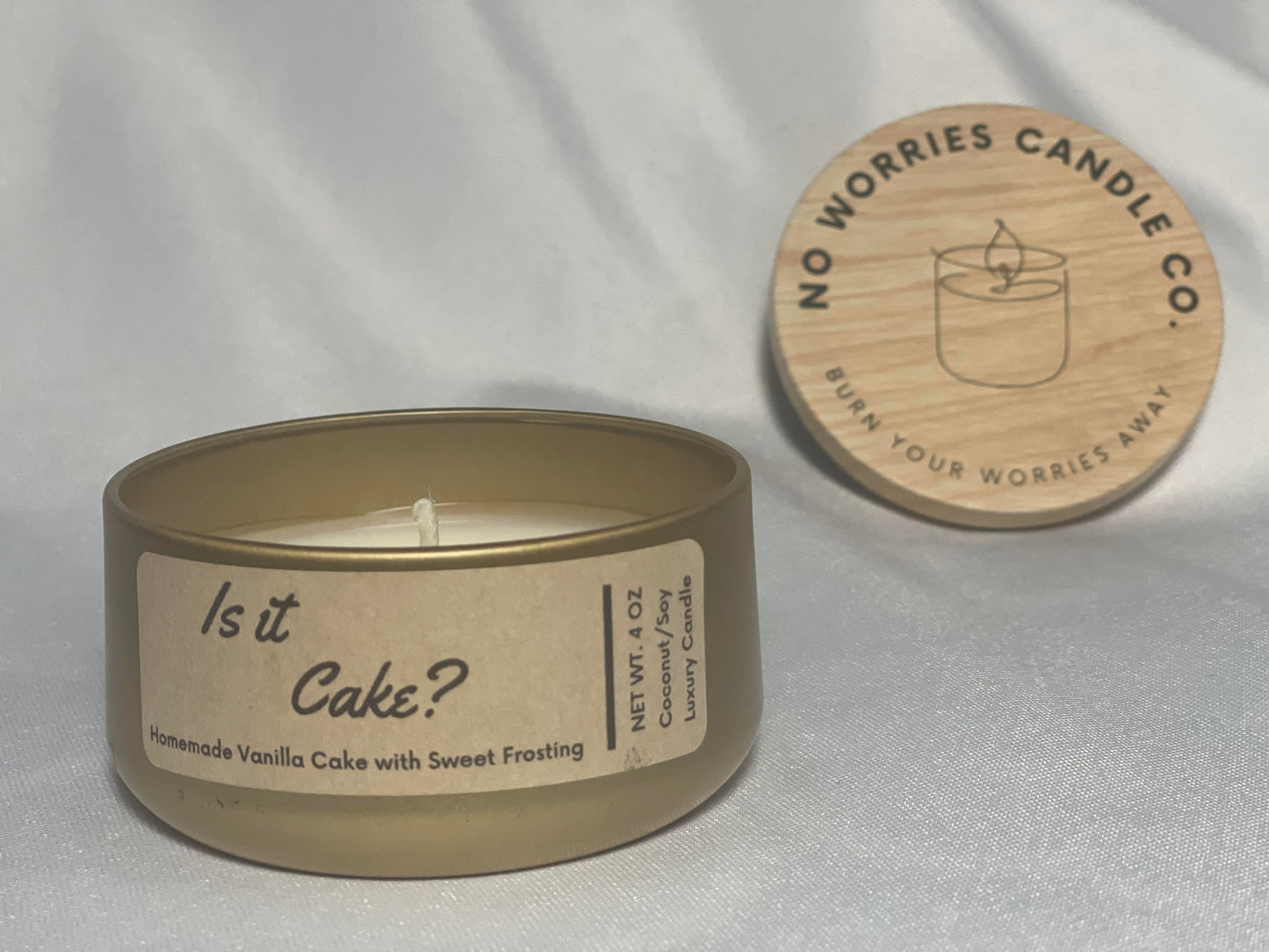 Coconut/Soy Luxury Candle - Is it Cake? - No Worries Candle Co.