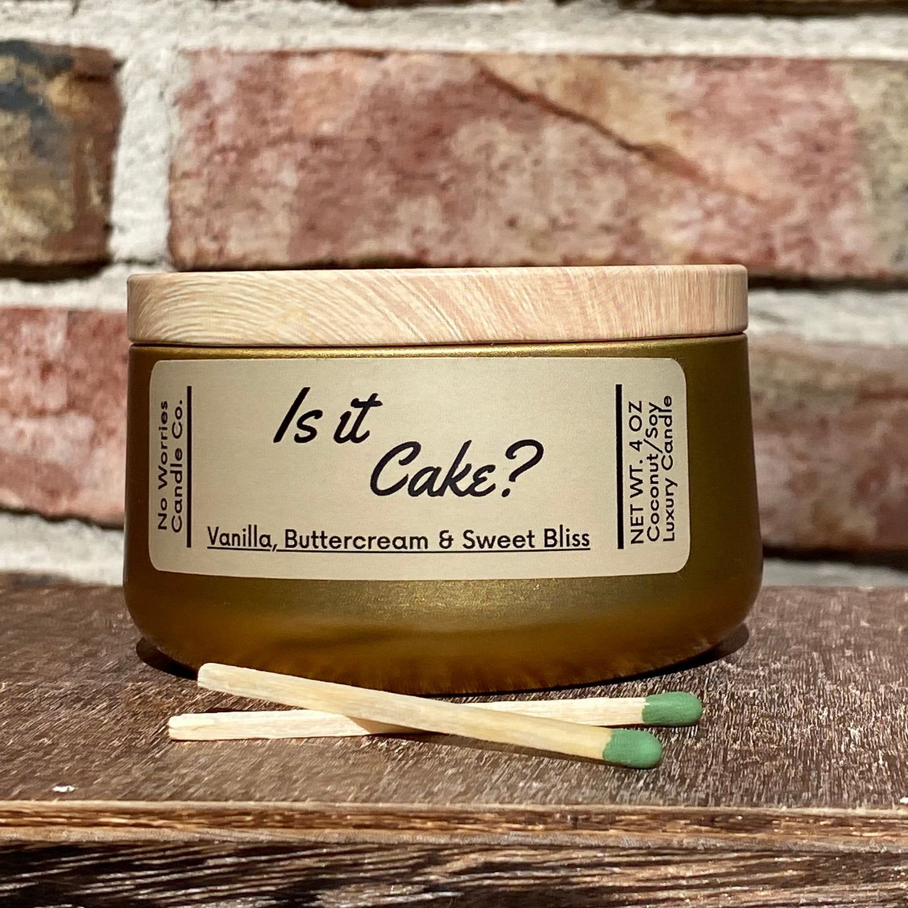 Coconut/Soy Luxury Candle - Is it Cake? - No Worries Candle Co.
